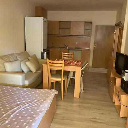 2 Bedroom/2 стаен на метри от плажа Daire