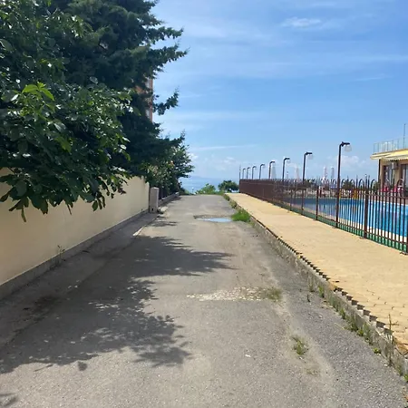 2 Bedroom/2 стаен на метри от плажа Daire *